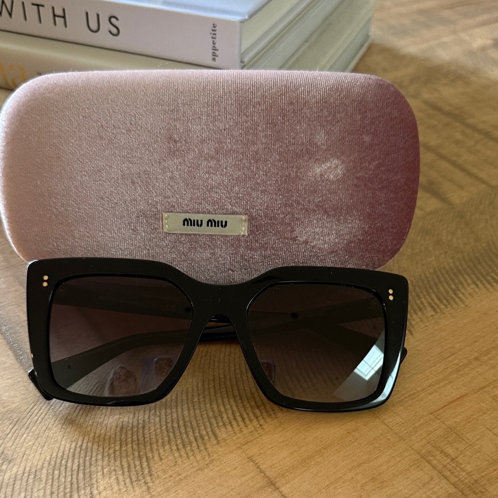 Miu Miu Black Sunglasses with Pink Velvet Case